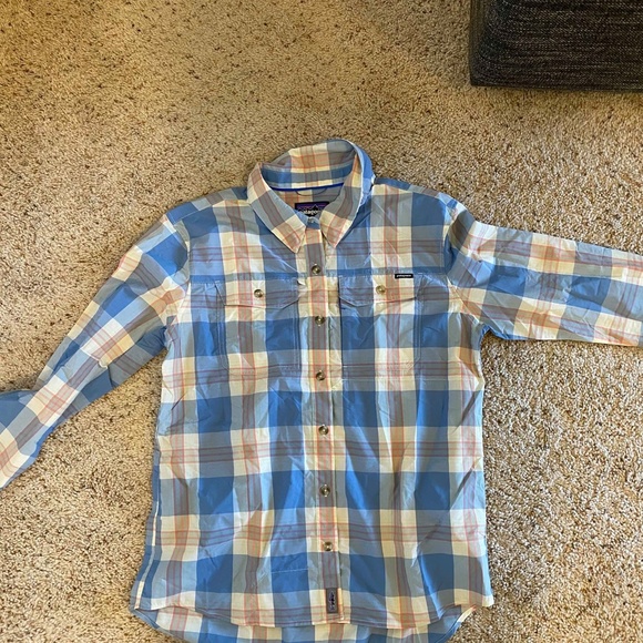 Patagonia Tops - Patagonia Sun Stretch Shirt size M Unused